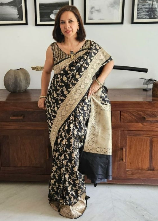 Black Floral Jaal Banarasi Saree