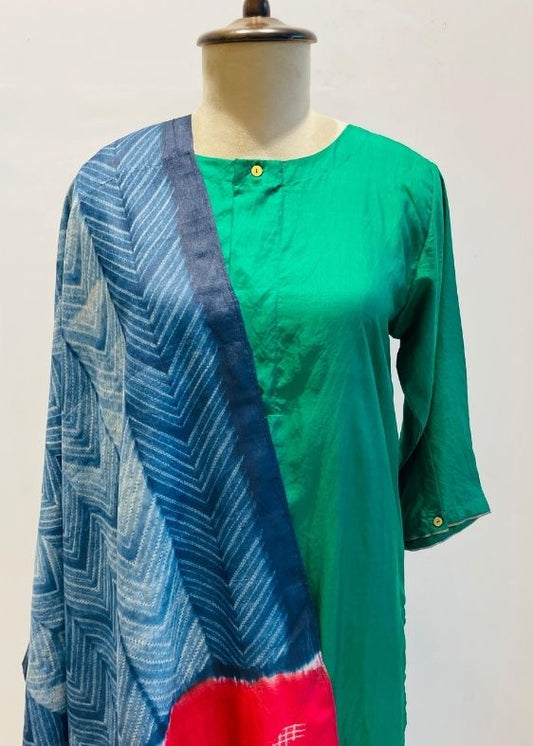 Blue and Red Tussar Shibori Dupatta