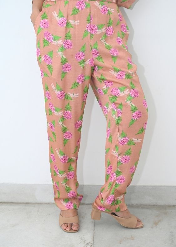 Peoni dragonfly pant