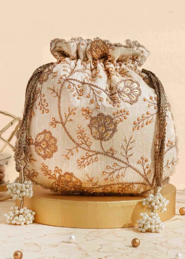 Cream Embroidered Scallop Potli Bag- AM PT 0923 0007