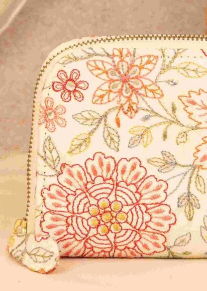 Ivy Floral Embroidered Wallet - AM-ZW-0923-0001