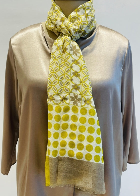 Green Geometric floral Print Silkwool Stole