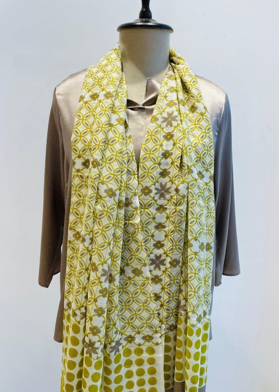 Green Geometric floral Print Silkwool Stole