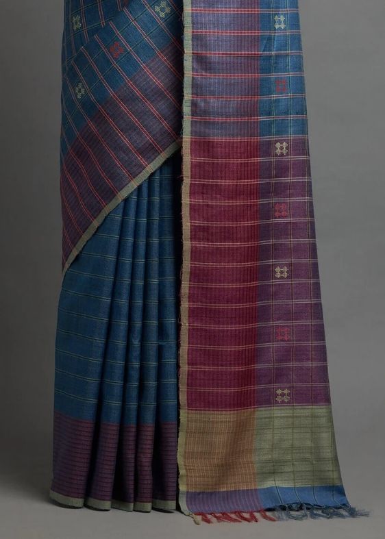 AAKAAR SAREE